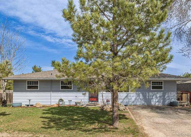 Property at 576 S Tabor St, Elizabeth, CO 80107, 5 beds, 3 baths