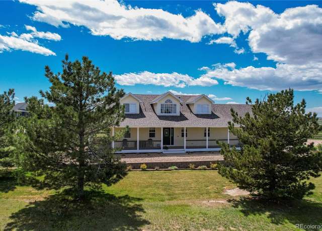 Property at 895 Antelope Dr W, Bennett, CO 80102, 5 beds, 4 baths