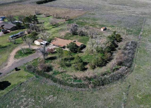 Property at 7409 S County Road 157, Strasburg, CO 80136, 5 beds, 2 baths