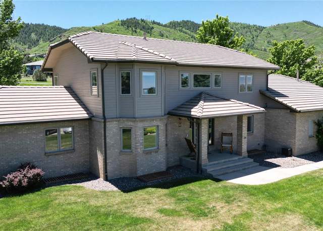 Property at 10886 Pheasant Run, Littleton, CO 80125, 5 beds, 4 baths