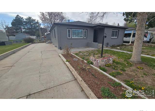 Property at 809 Maple St, Fort Morgan, CO 80701, 5 beds, 3 baths