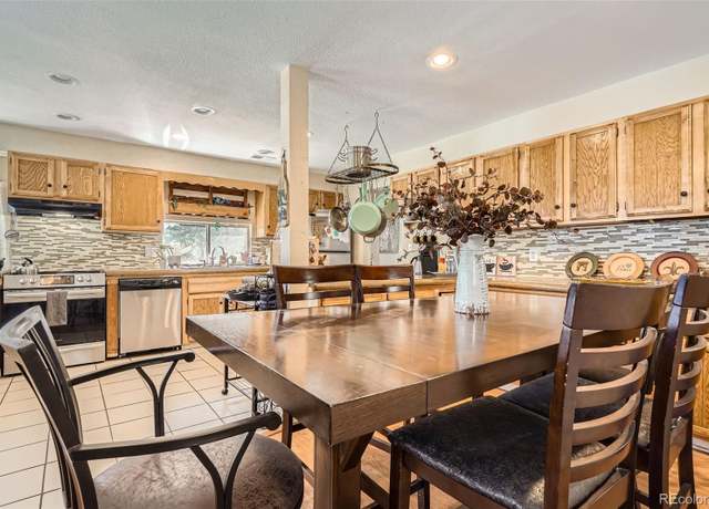 Property at 33 L Rd, Golden, CO 80403, 5 beds, 3 baths