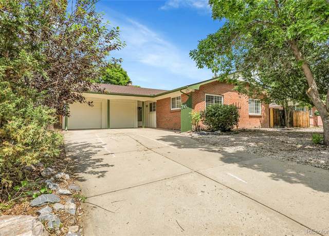 Property at 797 W Briarwood Ave, Littleton, CO 80120, 3 beds, 3 baths