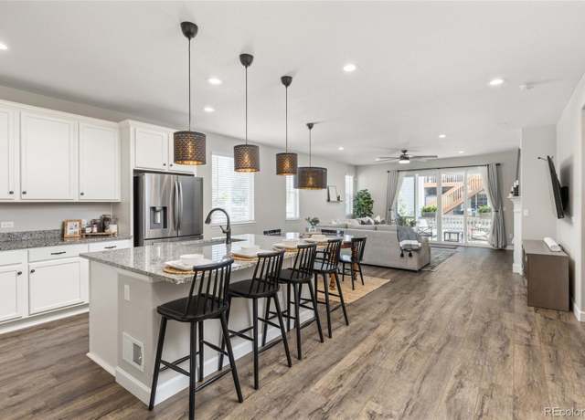 Property at 21893 E Tufts Cir, Aurora, CO 80015, 5 beds, 3 baths