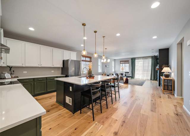 Property at 2618 Villageview Ln, Castle Rock, CO 80104, 5 beds, 3 baths