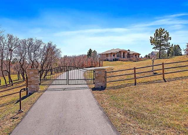 Property at 1552 Colt Cir, Castle Rock, CO 80109, 5 beds, 5 baths