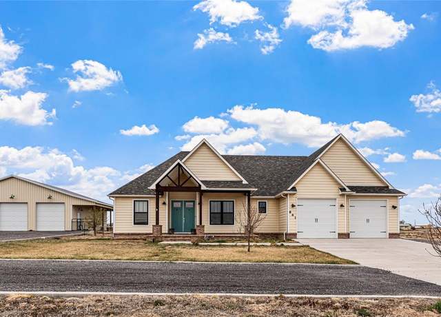 Property at 861 E Linda Ave, Pueblo, CO 81007, 3 beds, 2 baths