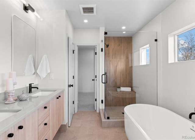 Property at 2538 S Acoma St, Denver, CO 80223, 4 beds, 5 baths