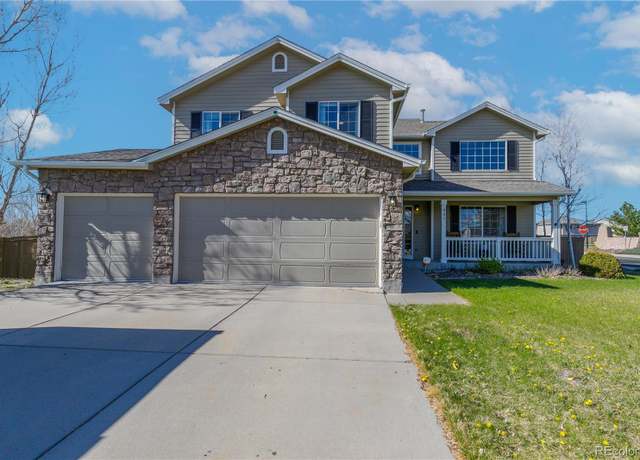 Property at 957 Rosedale St, Castle Rock, CO 80104, 4 beds, 3 baths
