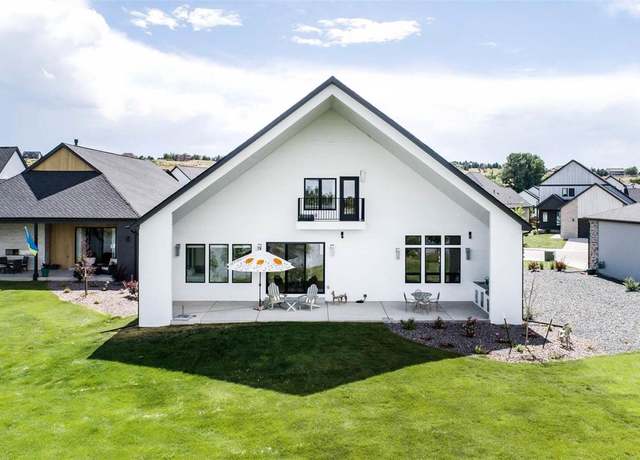 Property at 1769 Beachside Dr, Windsor, CO 80550, 3 beds, 3 baths