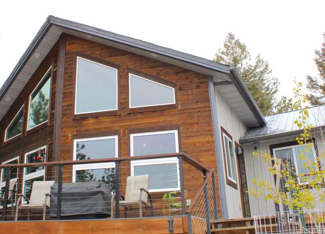 Property at 927 Windmill Dr, Hartsel, CO 80449, 3 beds, 2 baths