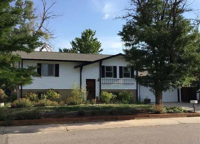 Property at 12149 E Oregon Dr, Aurora, CO 80012, 4 beds, 2 baths