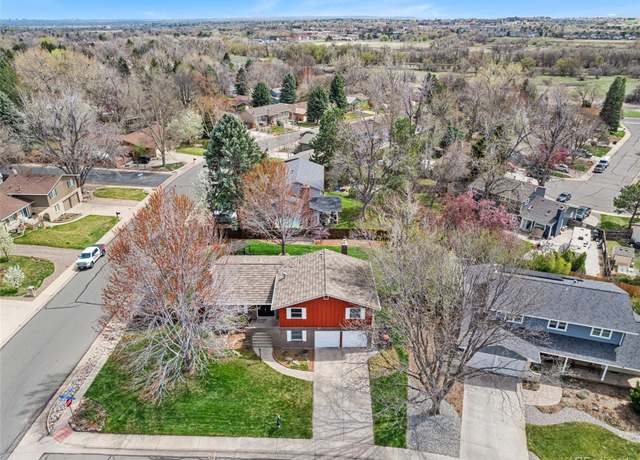Property at 8320 W Harvard Dr, Lakewood, CO 80227, 4 beds, 3 baths