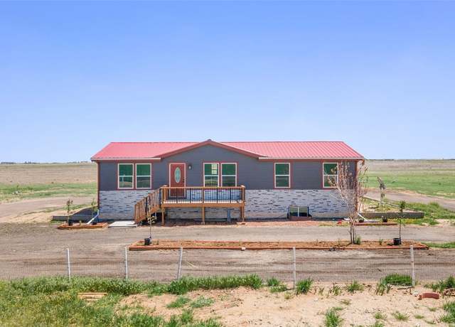 Property at 41575 E 88th Ave, Bennett, CO 80102, 4 beds, 2 baths