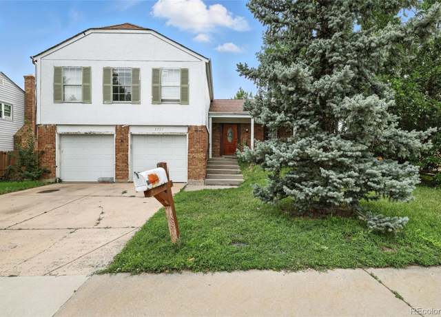 Property at 2527 S Ouray Way, Aurora, CO 80013, 4 beds, 3 baths