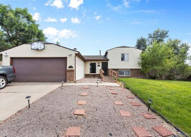 Property at 4584 Davenport Way, Denver, CO 80239, 3 beds, 2 baths