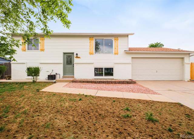 Property at 2988 S Hannibal St, Aurora, CO 80013, 4 beds, 2 baths