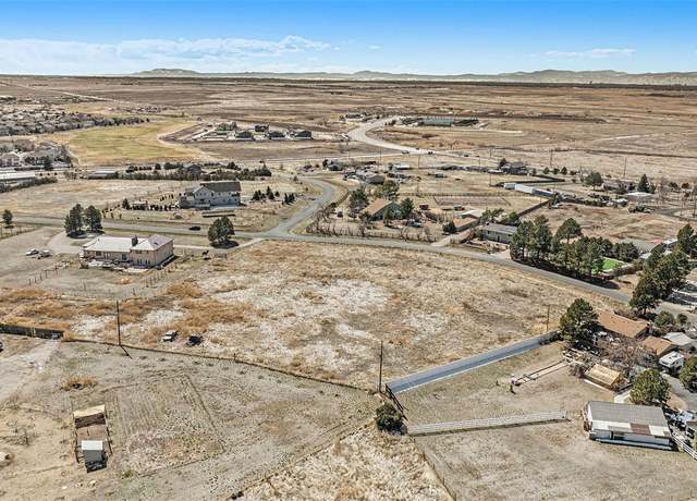 Property at 978 S Buchanan St, Aurora, CO 80018