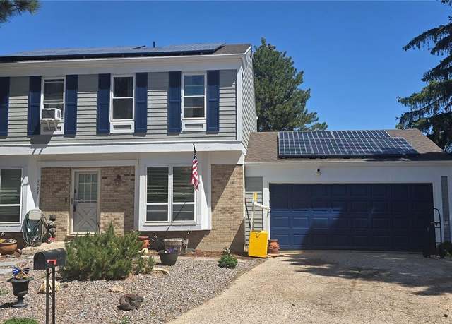 Property at 1024 S Mobile St, Aurora, CO 80017, 3 beds, 3 baths