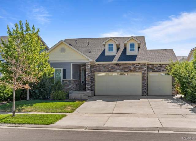 Property at 96 S Newcastle Way, Aurora, CO 80018, 3 beds, 3 baths