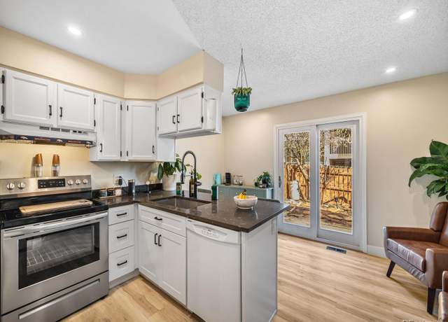 Property at 1247 S Idalia St, Aurora, CO 80017, 2 beds, 3 baths