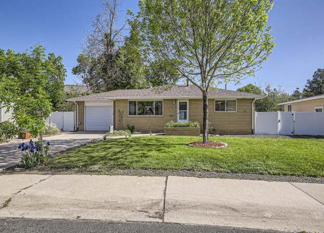 Property at 2617 Cedar Dr, Loveland, CO 80538, 2 beds, 1 bath