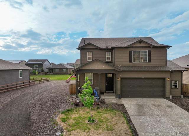 Property at 2303 Monte Vista St, Fort Lupton, CO 80621, 3 beds, 3 baths