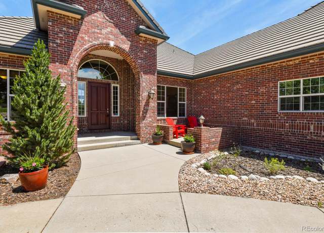Property at 11268 Bell Cross Cir, Parker, CO 80138, 5 beds, 5 baths