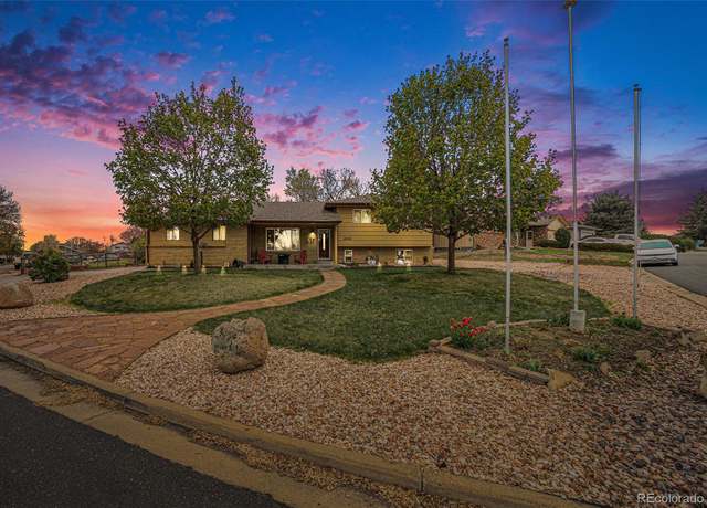 Property at 2112 Arron Dr, Loveland, CO 80537, 5 beds, 3 baths