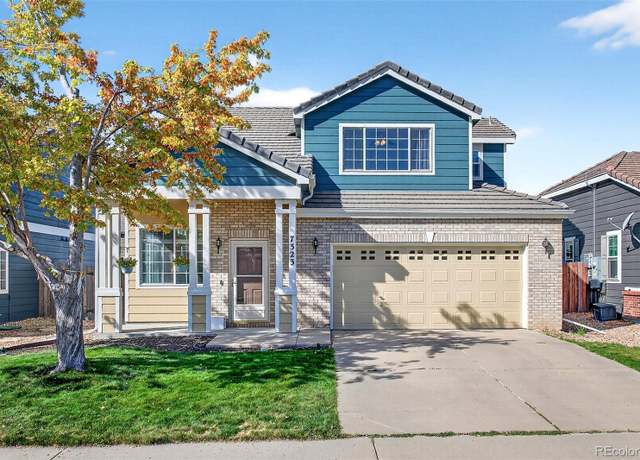 Property at 7323 S Norfolk St, Aurora, CO 80016, 3 beds, 3 baths