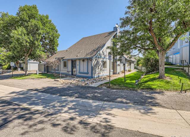 Property at 2490 S Worchester Ct Unit E, Aurora, CO 80014, 3 beds, 2 baths