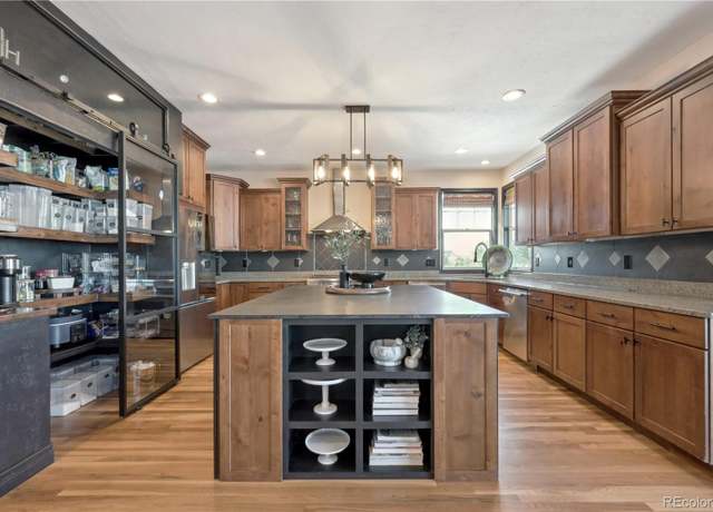 Property at 6985 Falllon Cir, Castle Rock, CO 80104, 7 beds, 5 baths