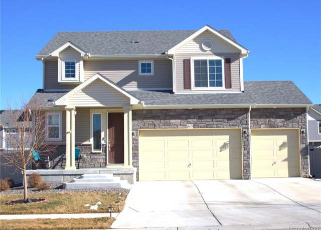 Property at 3673 Crestwood Ln, Johnstown, CO 80534, 3 beds, 3 baths