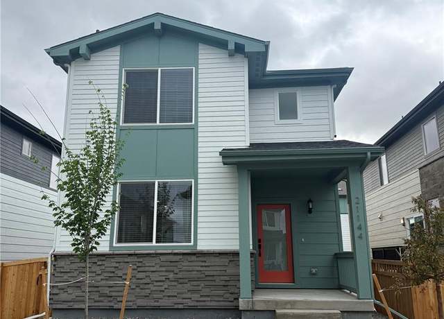 Property at 21144 E 63rd Dr, Aurora, CO 80019, 3 beds, 3 baths