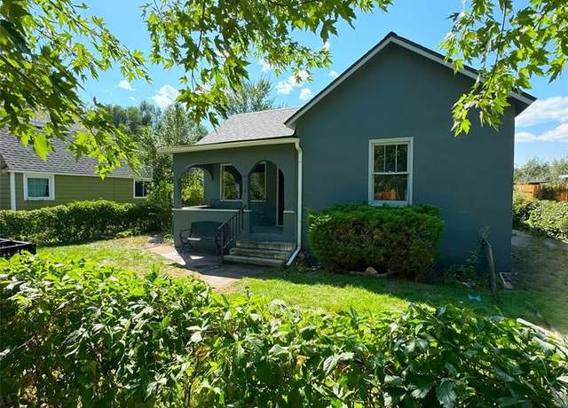 Property at 2614 Main St, Colorado Springs, CO 80907, 2 beds, 1 bath