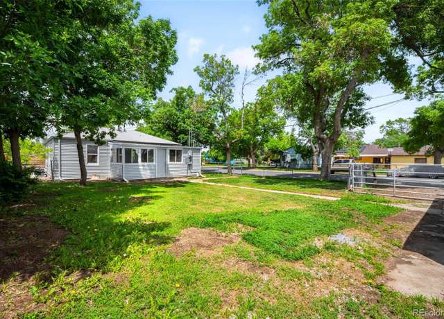 Property at 1180 Newark St, Aurora, CO 80010, 2 beds, 1 bath