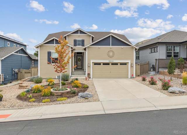 Property at 3844 Donnington Cir, Castle Rock, CO 80104, 3 beds, 2 baths