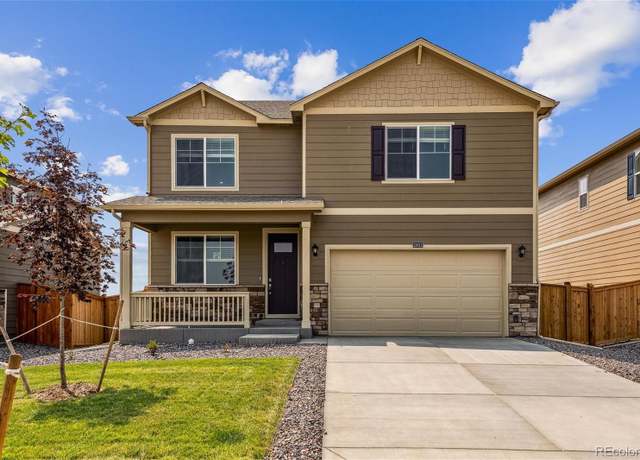 Property at 114 65th Ave, Greeley, CO 80634, 4 beds, 3 baths