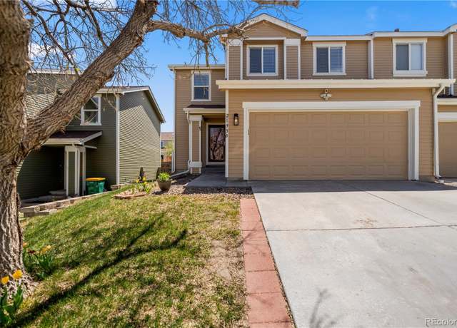 Property at 21950 E Crestline Ln, Aurora, CO 80015, 3 beds, 3 baths