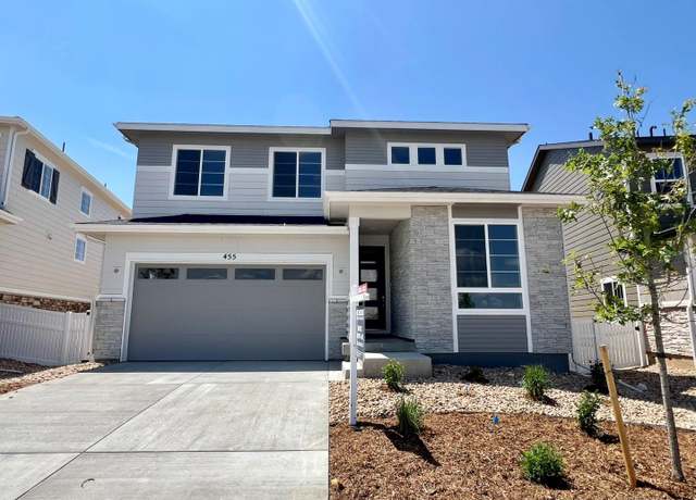 Property at 455 S Salida St, Aurora, CO 80017, 4 beds, 3 baths
