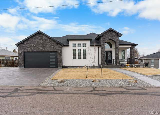 Property at 12215 Viewpoint Dr, Lakewood, CO 80401, 5 beds, 3 baths