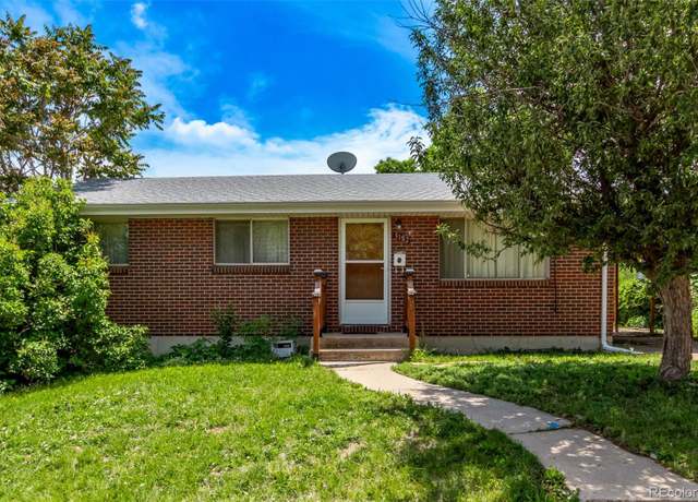 Property at 3182 W Radcliff Dr, Englewood, CO 80110, 5 beds, 2 baths