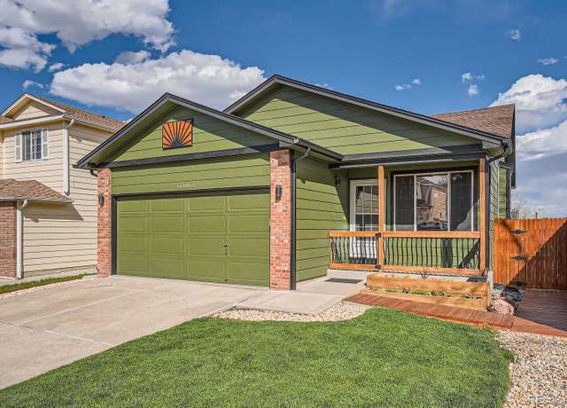 Property at 17663 E Brunswick Pl, Aurora, CO 80013, 3 beds, 2 baths