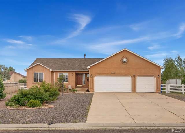 Property at 11166 Palmers Green Dr, Peyton, CO 80831, 4 beds, 3 baths