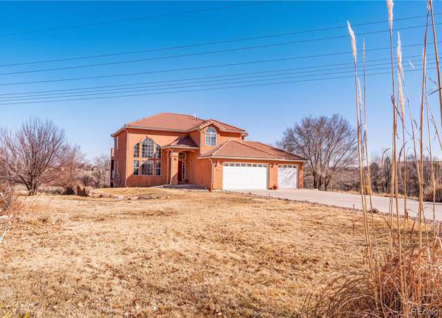 Property at 25 Tierra Casa Dr, Pueblo, CO 81005, 4 beds, 4 baths