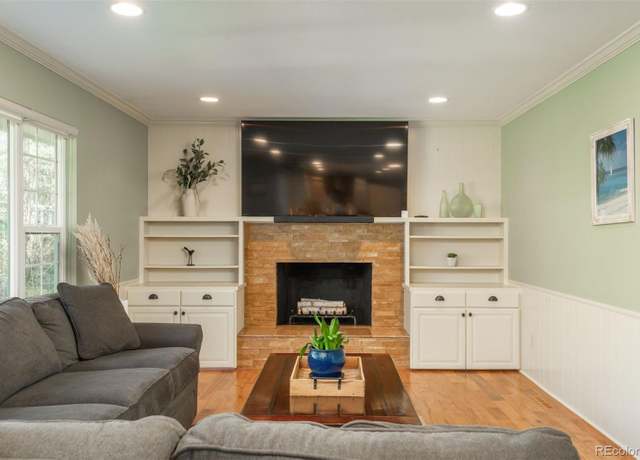 Property at 7169 S Grape Ln, Centennial, CO 80122, 4 beds, 4 baths