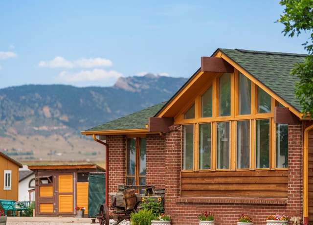 Property at 16535 W 79th Dr, Arvada, CO 80007, 3 beds, 2 baths