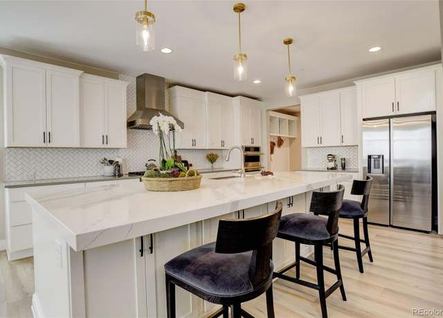 Property at 11142 Bright Sky St, Littleton, CO 80125, 6 beds, 6 baths