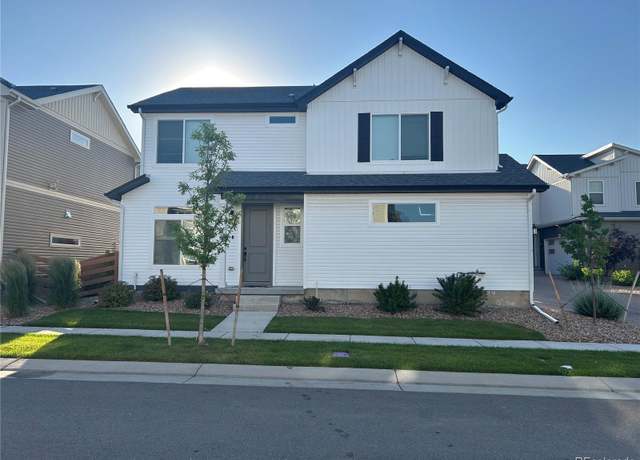 Property at 10136 Worchester St, Commerce City, CO 80022, 3 beds, 3 baths
