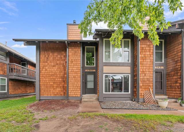 Property at 1347 S Crystal Way, Aurora, CO 80012, 2 beds, 2 baths